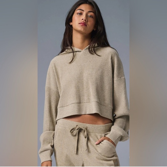 ALO Yoga Muse 2 Piece Cropped Hoodie and Shorts Set in Gravel Heather - Picture 1 of 5